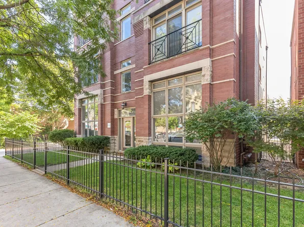 1035 W Taylor St #2W, Chicago, IL 60607