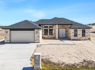 523 Canyon Creek Dr, Del Rio, TX 78840