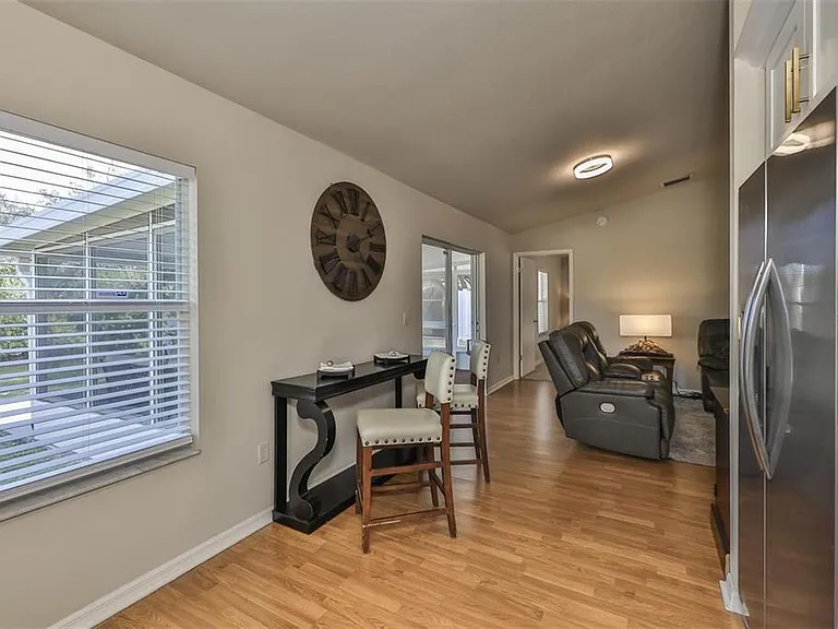 128 Lookout Dr — Photo 15