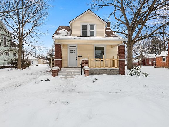 3rd image of 1016 Bell Ave