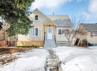 12436 75th St NW, Edmonton, AB