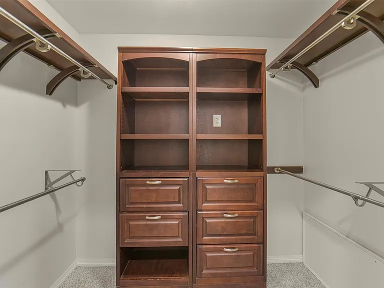 14915 Chadbourne Dr — Photo 25