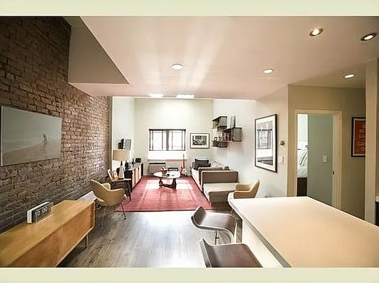 Sold by Stribling | media 16