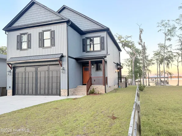 56 Sunrise Cove, Elizabethtown, NC 28337