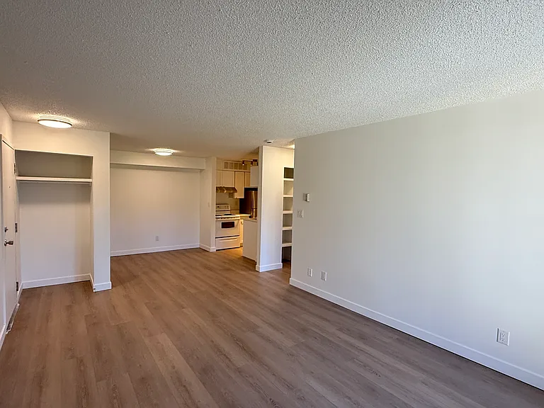 79 Castleridge Dr NE — Photo 24