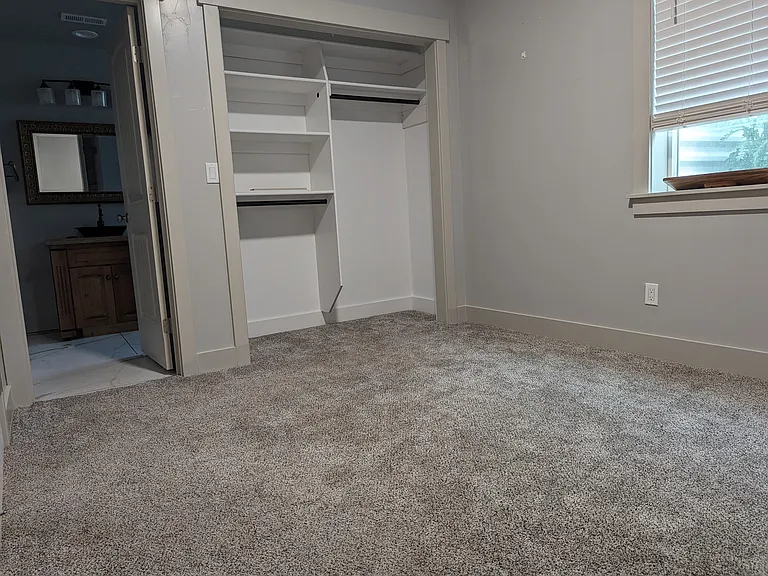 175 W 200 S — Photo 26
