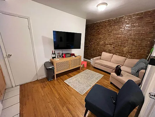 Rented by Best Apartments North Inc | media 7