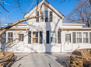 20-22 Tunxis Rd, Tariffville, CT 06081