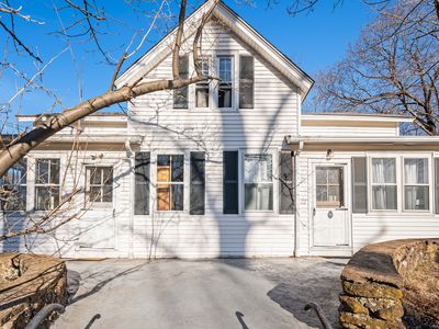 20-22 Tunxis Road, Tariffville, CT, 06081