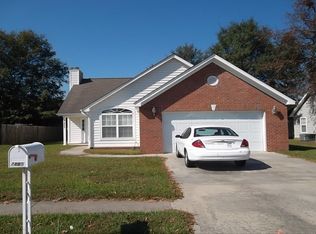 7805 Lumberton Rd, North Charleston, SC 29418