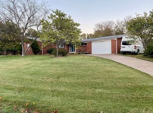 1624 Campbell Dr, Huntington, WV 25705