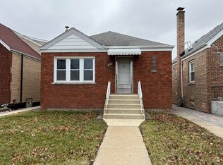 3823 W 69th St, Chicago, IL 60629