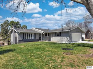 2622 Kimberly Dr, Omaha, NE 68134