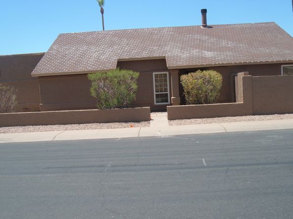 1046 W Estrella Dr