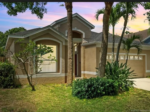 924 NW Waterlily Pl, Jensen Beach, FL 34957