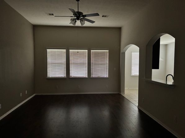 21402 Mandarin Glen Cir