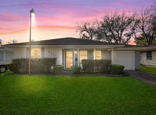 6327 Underhill St, Houston, TX 77092