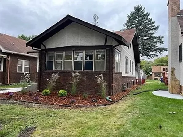 1349 Schletti St, Saint Paul, MN 55117