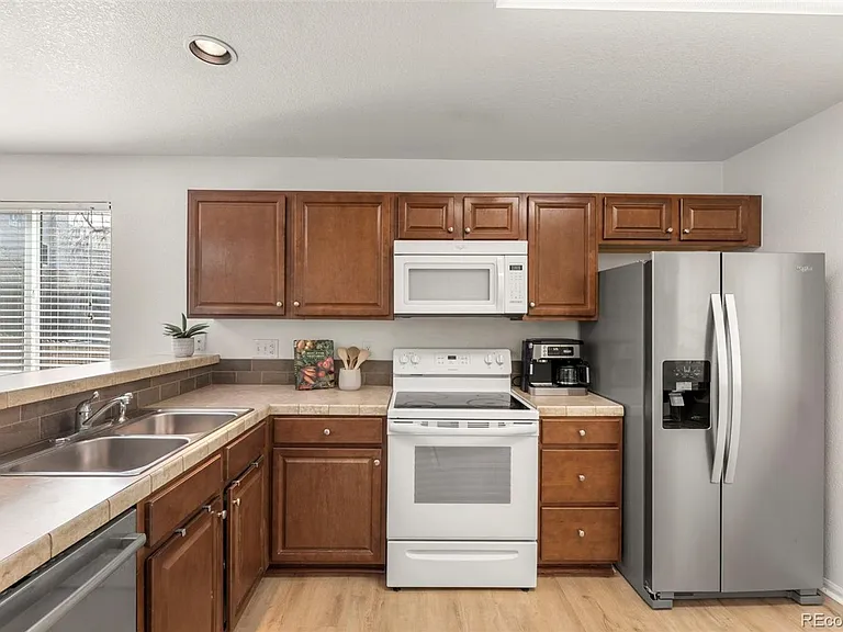 500 W 114th Pl — Photo 9