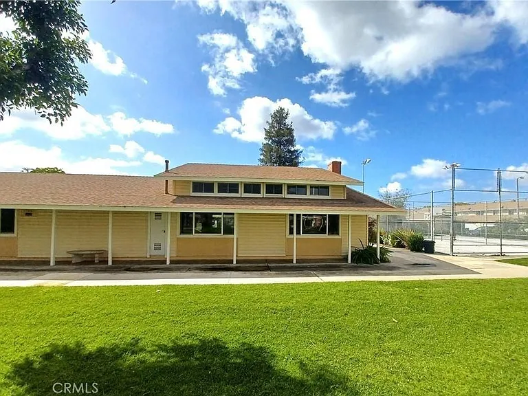 11820 Gloxinia Ave — Photo 29