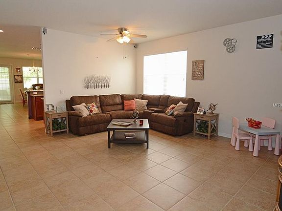 4th image of 612 Legacy Park Dr