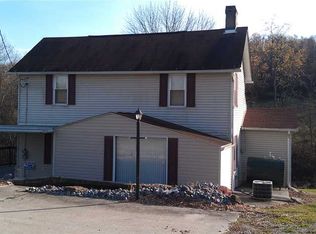 1124 Old West Rd, Bentleyville, PA 15314