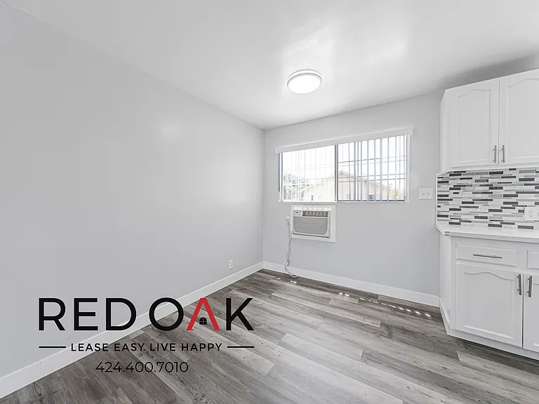 1032-1036 S Normandie Ave #1032-104 — Photo 10