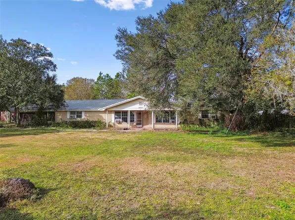1802 McGee Rd, Plant City, FL 33565