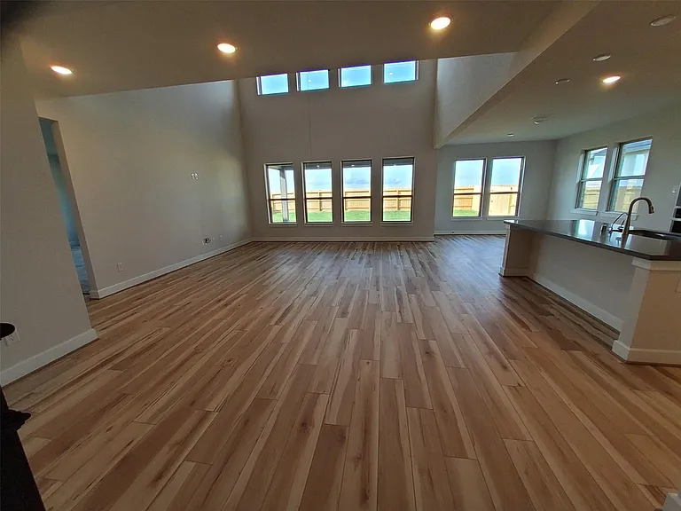 20814 Flat View Dr — Photo 7