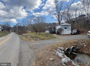 164 Jimstown Rd, Berkeley Springs, WV