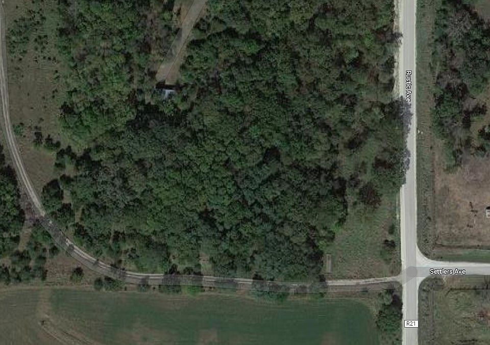 2nd image of Rustic Ave