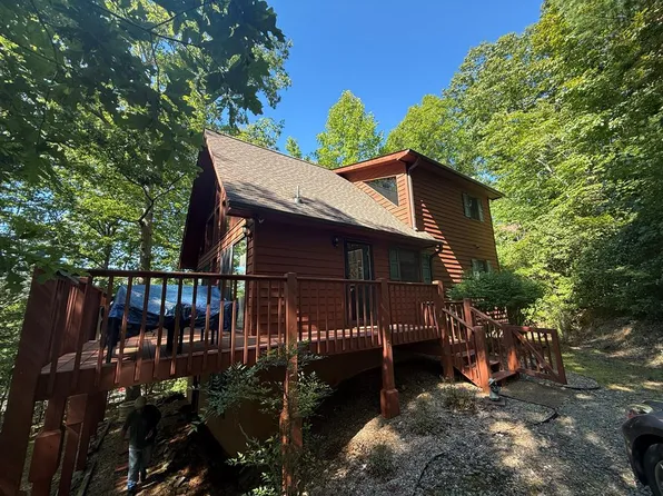 611 Country Springs Ln, Murphy, NC 28906
