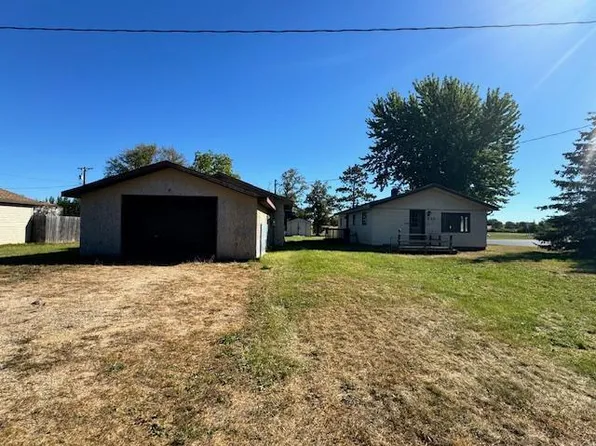 420 N Wisconsin St, Hewitt, MN 56453