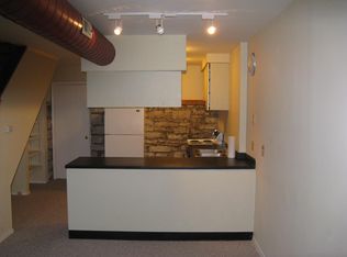 2349 Menard St APT B, Saint Louis, MO 63104