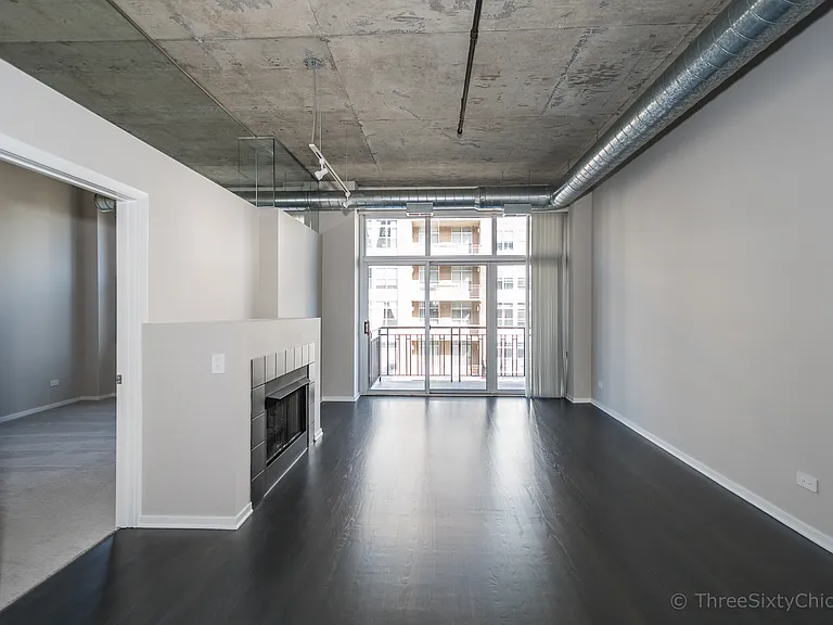 1000 W Adams St — Photo 6