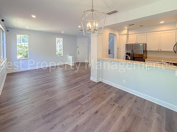5th image of 23010 Canyon Terrace Dr #2