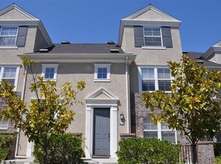 16 Norfolk St, Mission Viejo, CA 92694