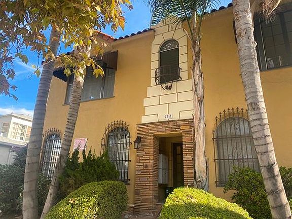 2nd image of 404 N Sierra Bonita Ave APT 204