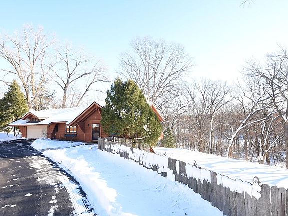 2nd image of 4015 Auburn Dr