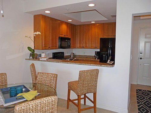5th image of 3901 Kens Way Unit 3206
