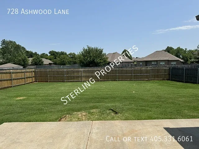 728 Ashwood Ln — Photo 39