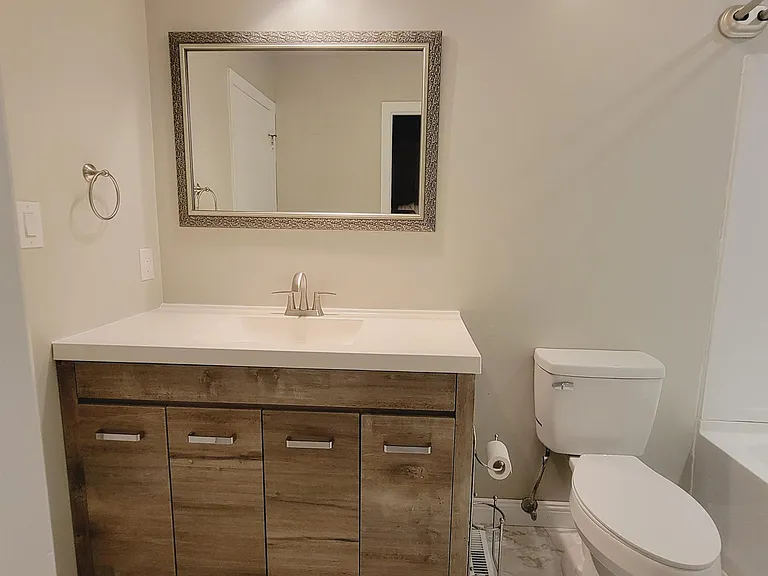 1316 E Woodshire Dr — Photo 18