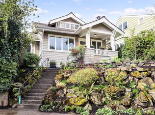 3207 Fuhrman Ave E, Seattle, WA 98102