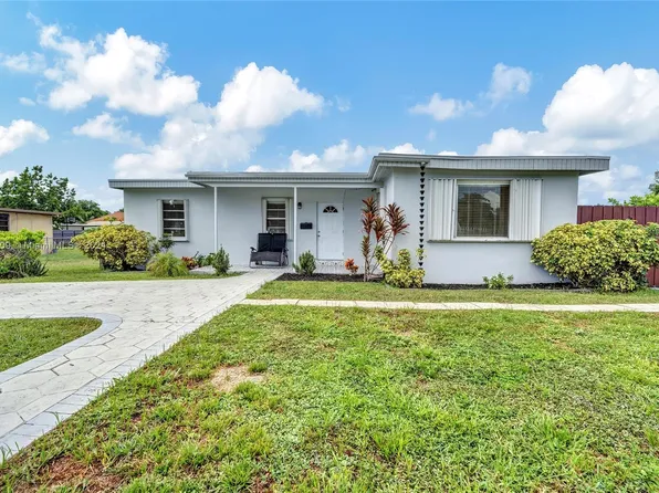 2460 NW 162nd Ter, Miami Gardens, FL 33054