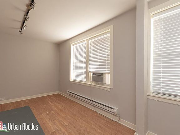 2nd image of 511 W Belmont Ave #Ua8