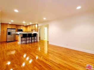 627 Santa Clara Ave #4, Venice, CA 90291