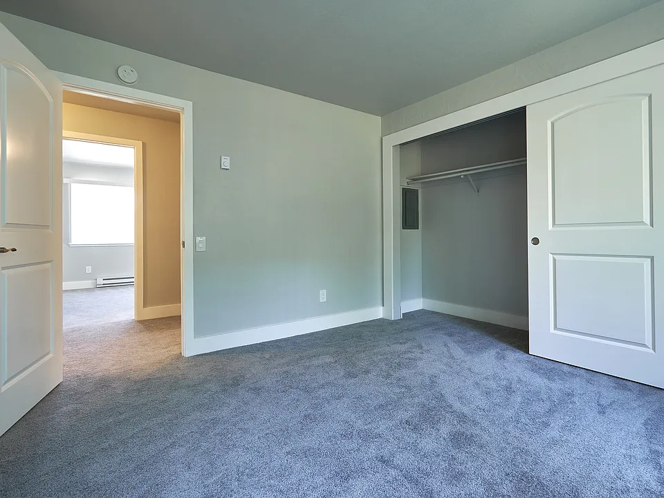 Miles bed1