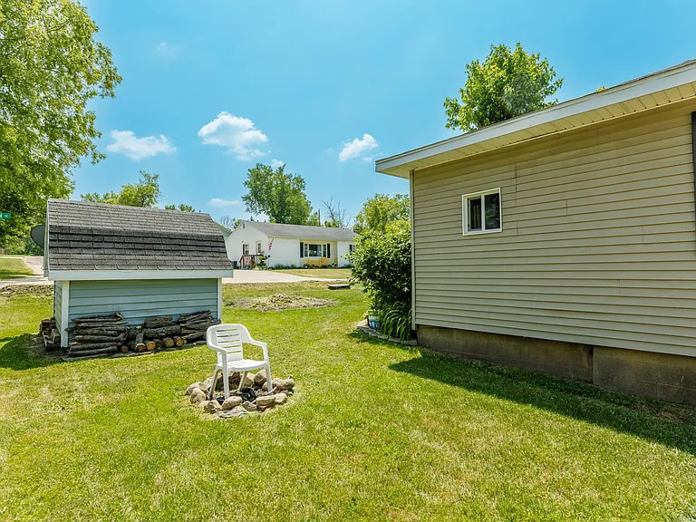 W6877 S Shore Dr — Photo 21