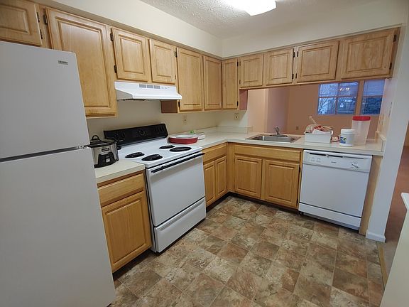 3rd image of 4336 Isleswood Ter