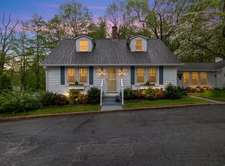 7 Budney Hill Rd, Ivoryton, CT 06442